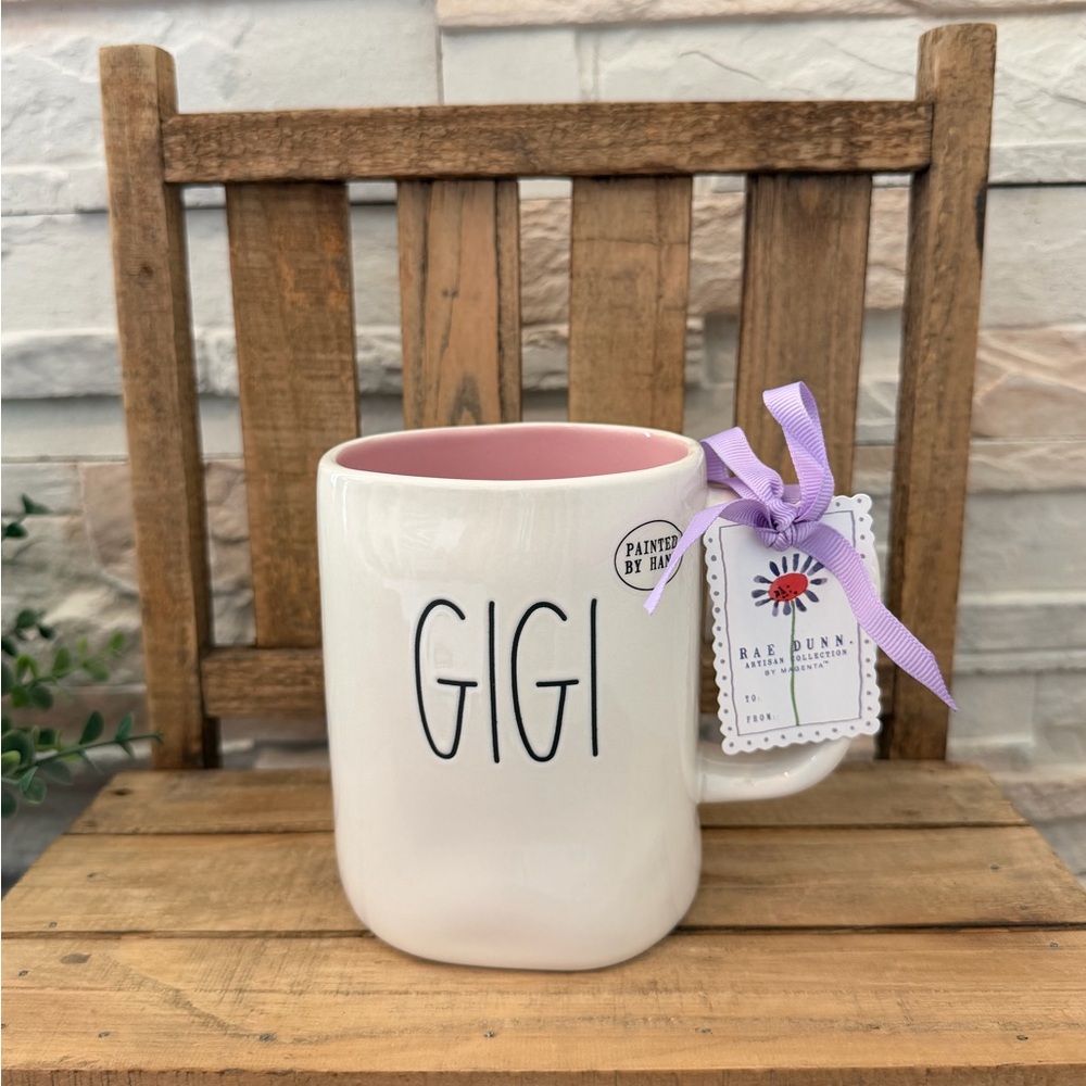 🆕 Rae Dunn | "GIGI" 🌸 Double Sided Spring Mug! - Picture 2 of 8